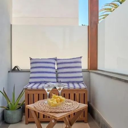 Calero Surfin - Shared Pool, 10 Minutes Walking To Harbour Apartment
