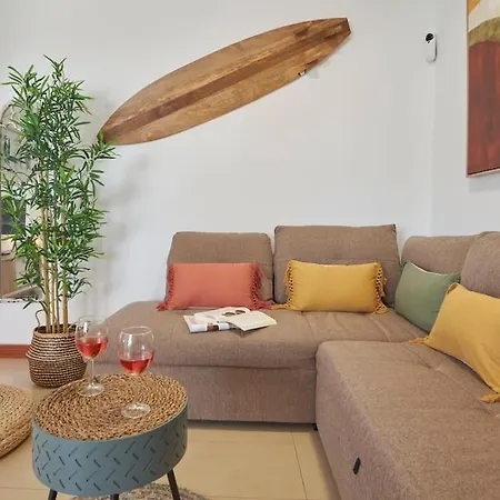 Apartment Calero Surfin - Shared Pool, 10 Minutes Walking To Harbour Puerto Calero