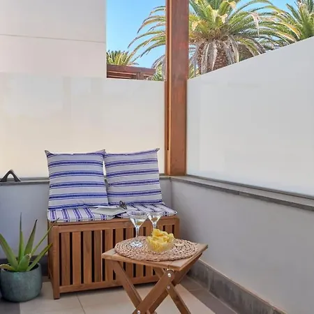 Apartment Calero Surfin - Shared Pool, 10 Minutes Walking To Harbour Puerto Calero
